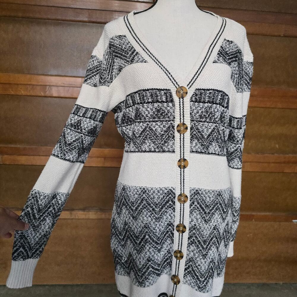 Lucky Brand Long Cardigan Sweater M Ivory Black Fair Isle Boho Duster Soft Cozy - Picture 2 of 9